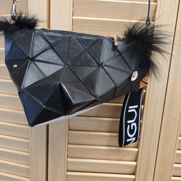 Purificacion Garcia Origami Handbag Crossbody Purse Pengui Penguin Black Leather - Picture 7 of 15